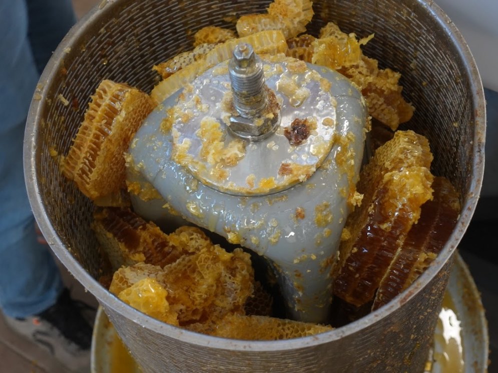 Bienenlieb Honigschleuder © Bienenlieb