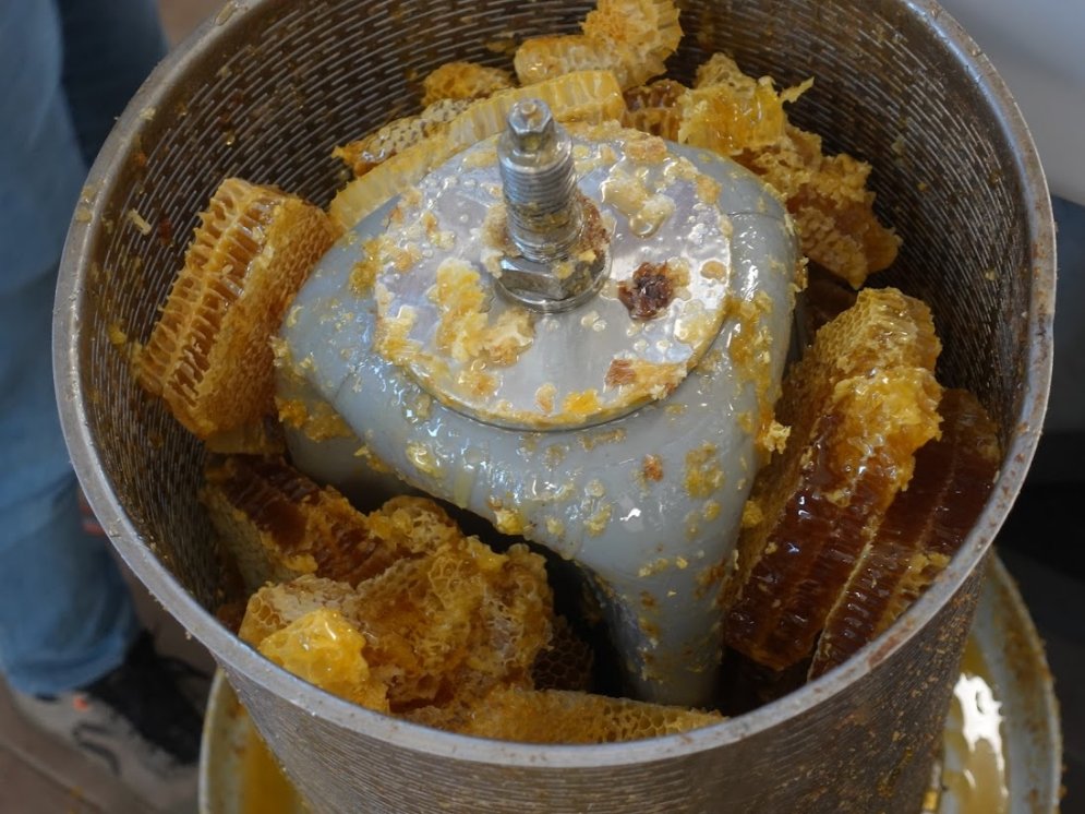 Bienenlieb Honigschleuder © Bienenlieb