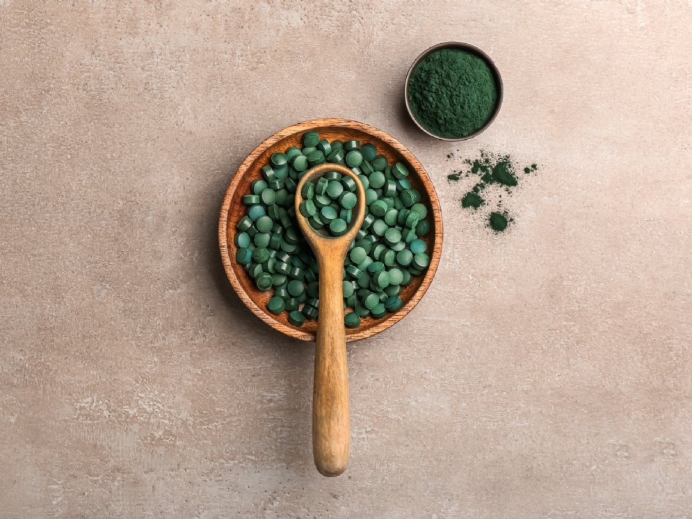 Algen Tabletten (Chlorella) © Adobe Stock